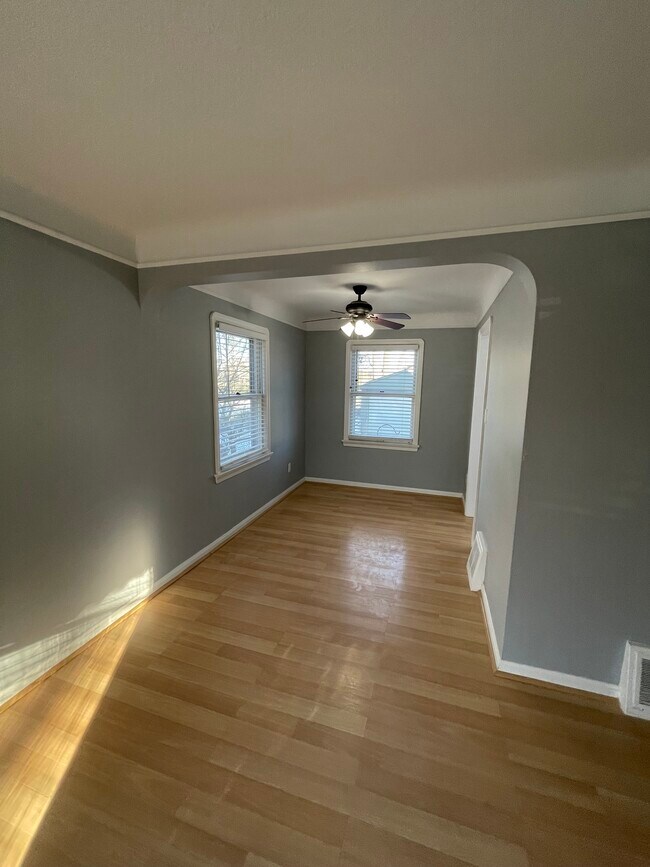 Building Photo - 3791 W 210th St