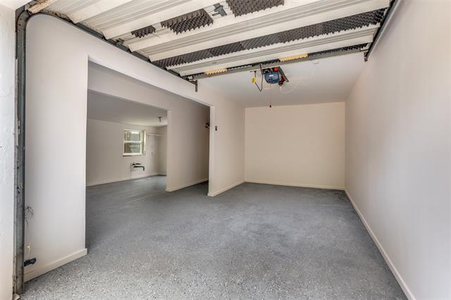 Building Photo - 9513 Dixie Ln