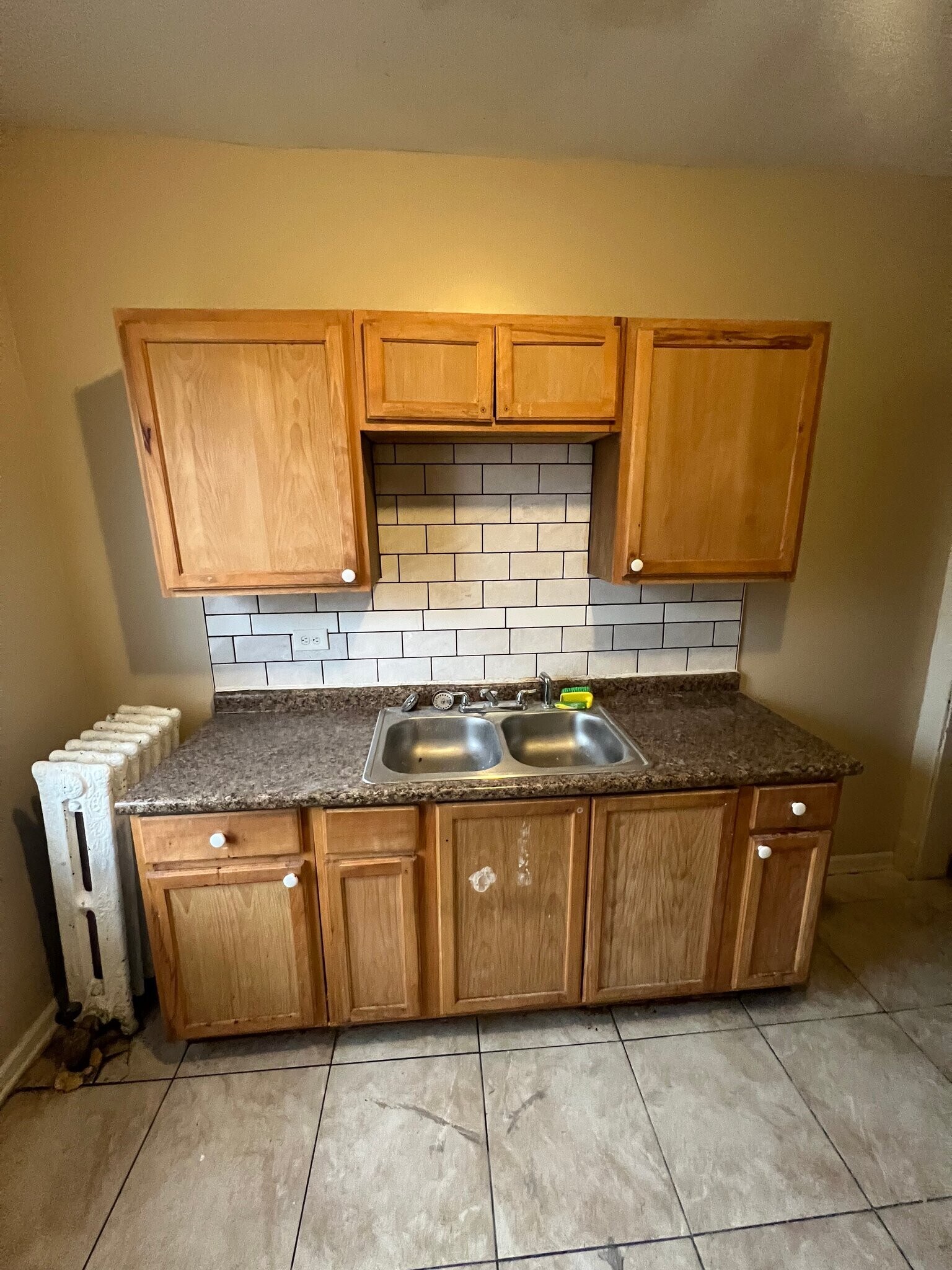 Building Photo - 138 W 70th St