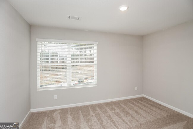 Building Photo - 1005 Nandina Ct