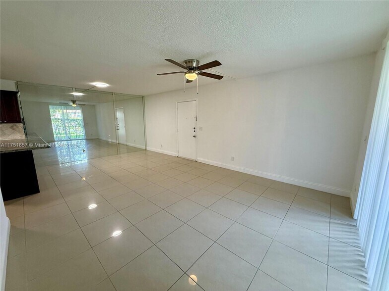 Building Photo - 22785 SW 66th Ave