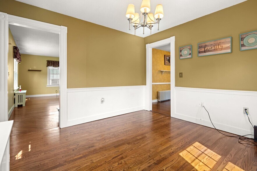 Building Photo - 89 Campbell Ave