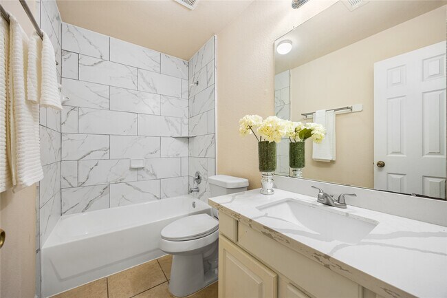 Building Photo - 18739 Appletree Ridge Rd