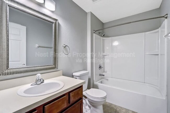 Building Photo - 412 Chattan Way