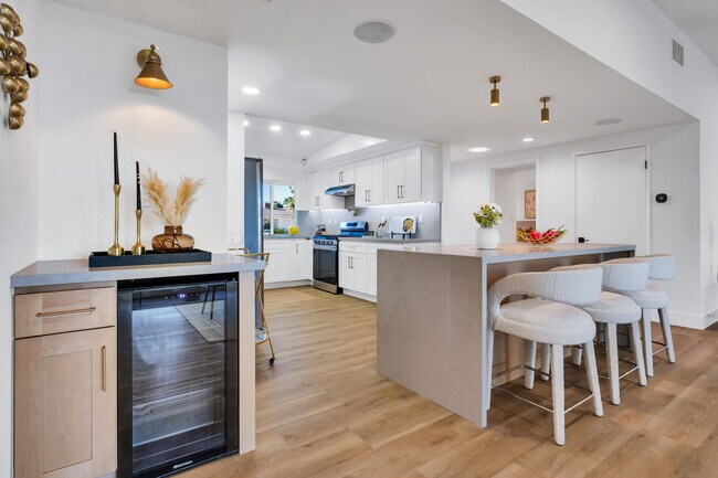 Building Photo - 26700 Indian Peak Rd