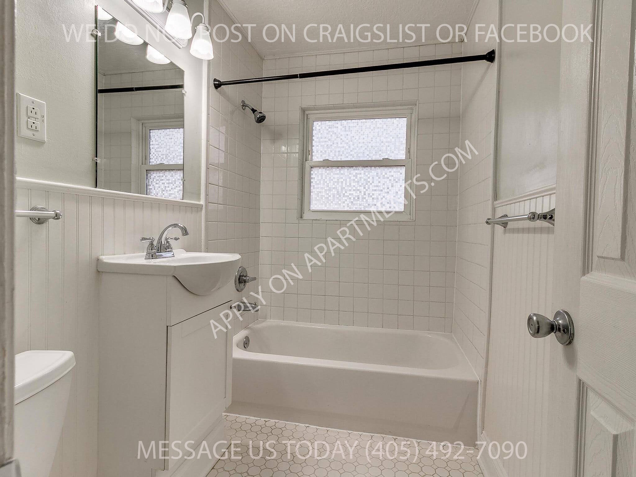 Building Photo - 415 NW 49th St