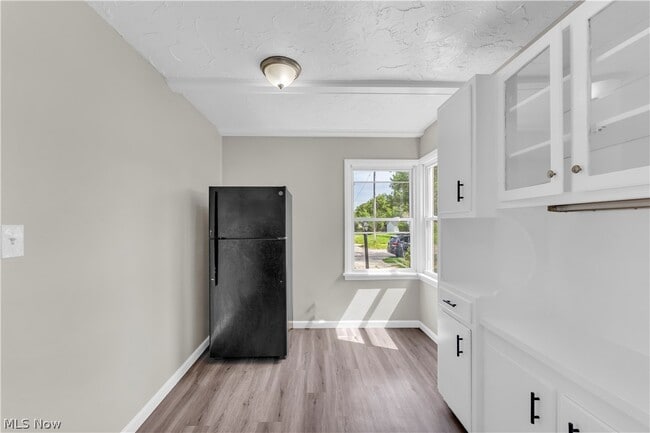Building Photo - 21106 Gardenview Dr