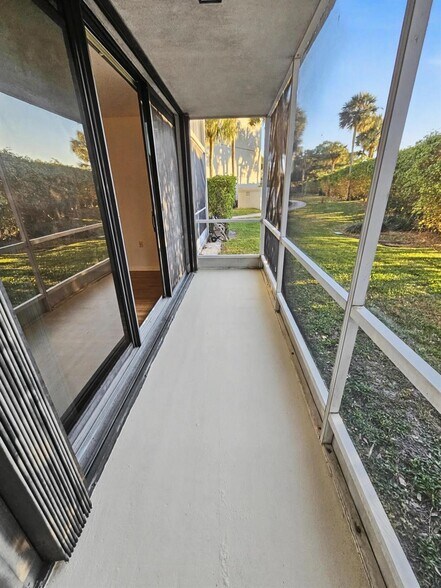 Building Photo - 2811 Village Blvd