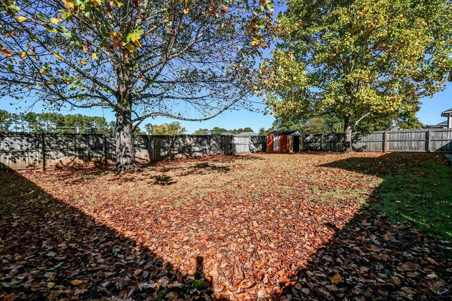 Building Photo - 107 Dorothy Ct