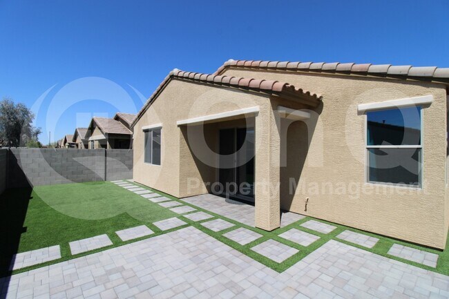 Building Photo - 12233 W Rowel Rd