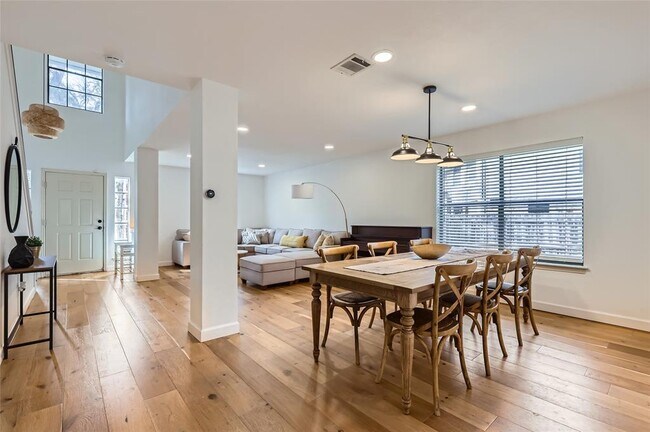 Building Photo - 13205 Kepler Cove