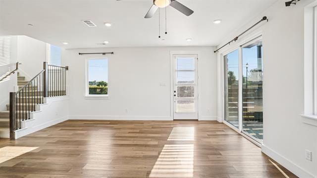 Building Photo - 3661 Rosemont Dr