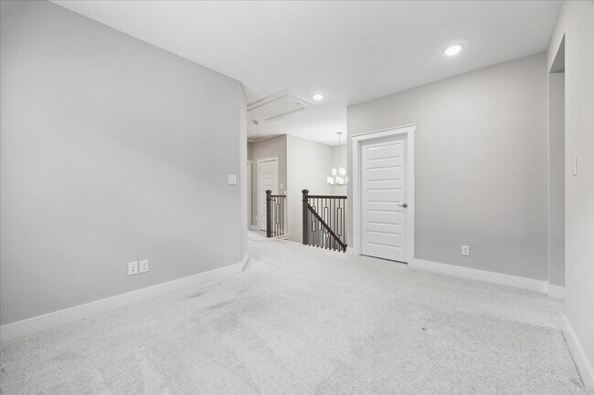 Building Photo - 15156 Parkland Canyon Dr