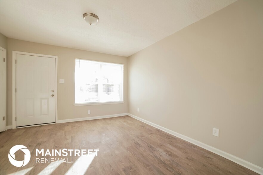 Building Photo - 6320 Valleybrook Cove