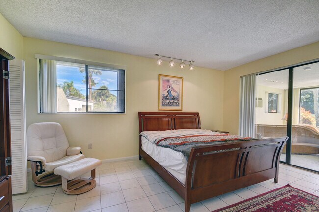 Building Photo - 4815 Esedra Ct