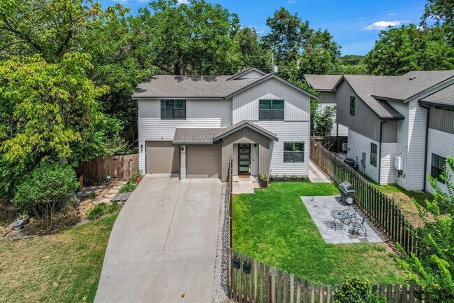 Building Photo - 2414 E Martin Luther King Jr Blvd