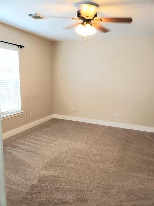 Building Photo - 819 Lightningbug Ln