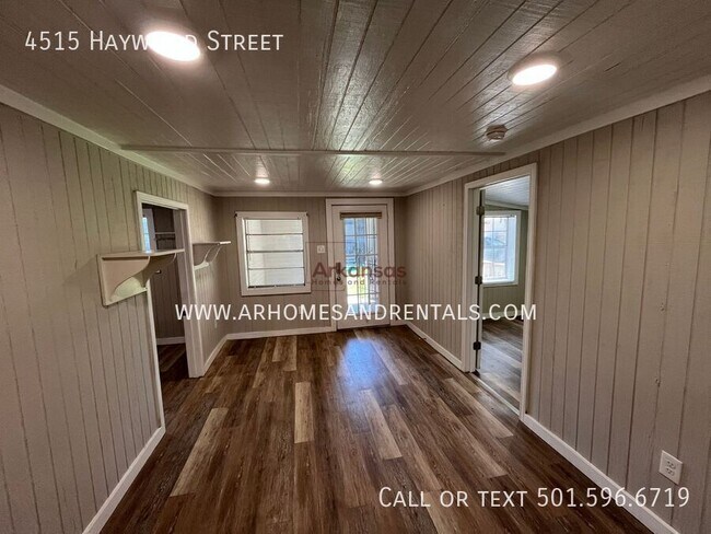 Building Photo - 4515 Haywood St
