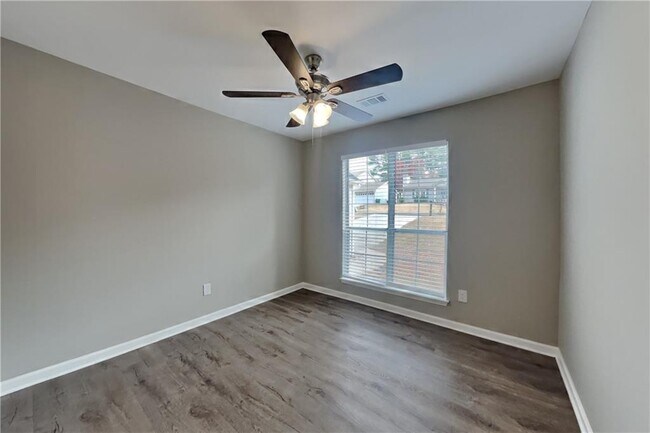 Building Photo - 2071 Boone Pl