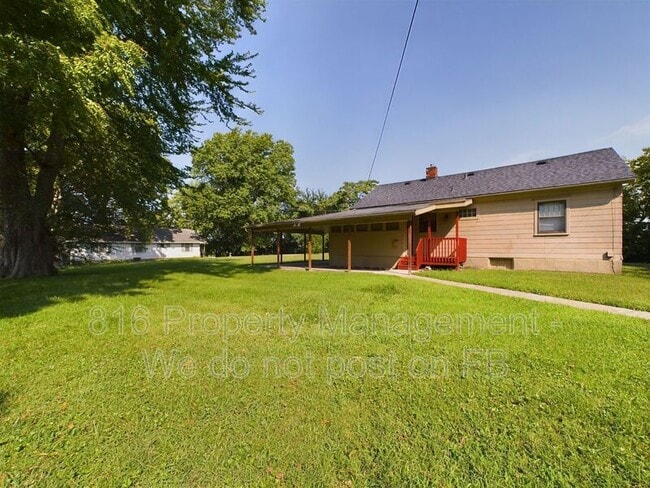 Building Photo - 2729 Calumet St