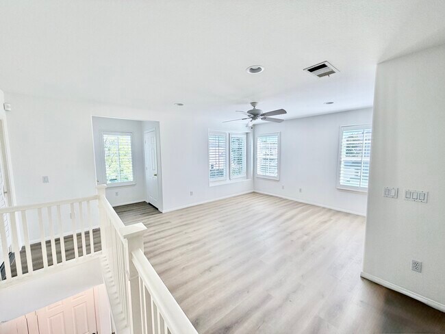 Building Photo - 26967 Cape Cod Dr