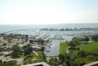 Building Photo - 1919 N Summit Ave