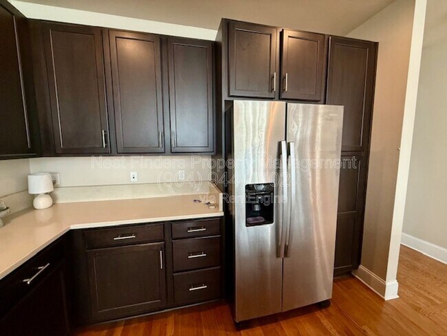 Building Photo - 2525 College St