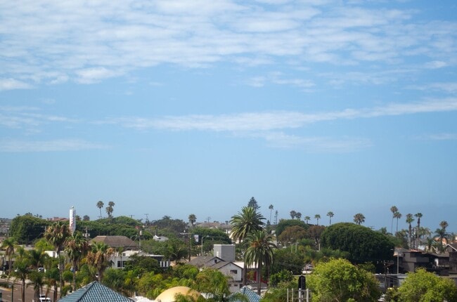 Building Photo - Ocean View Home for Rent in the Heart of Encinitas