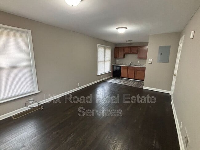 Building Photo - 1111 Richmond Ave