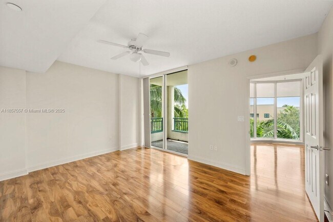 Building Photo - 510 NW 84th Ave