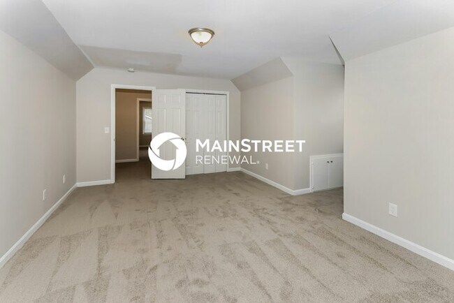 Building Photo - 3 Bedroom Pet-Friendly Home in CONYERS, GA...