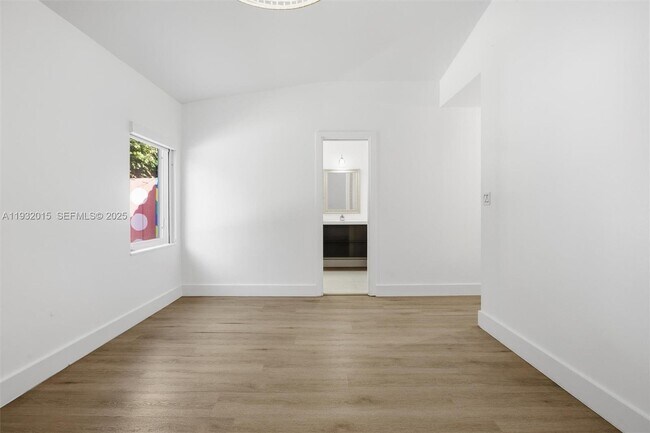 Building Photo - 10246 NW 57th Terrace