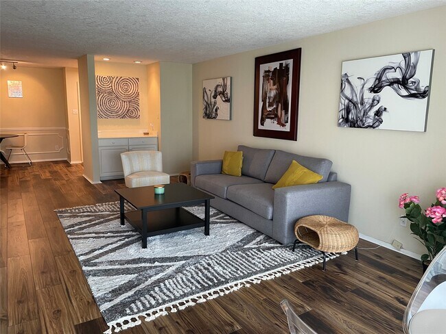 Building Photo - 5050 Ambassador Way