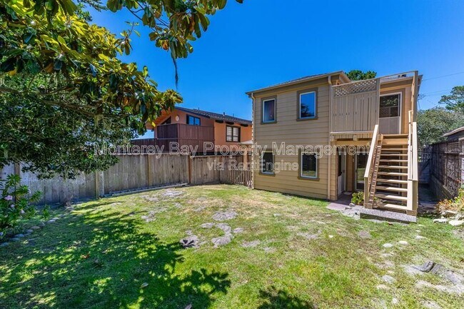 Building Photo - 1231 Funston Ave