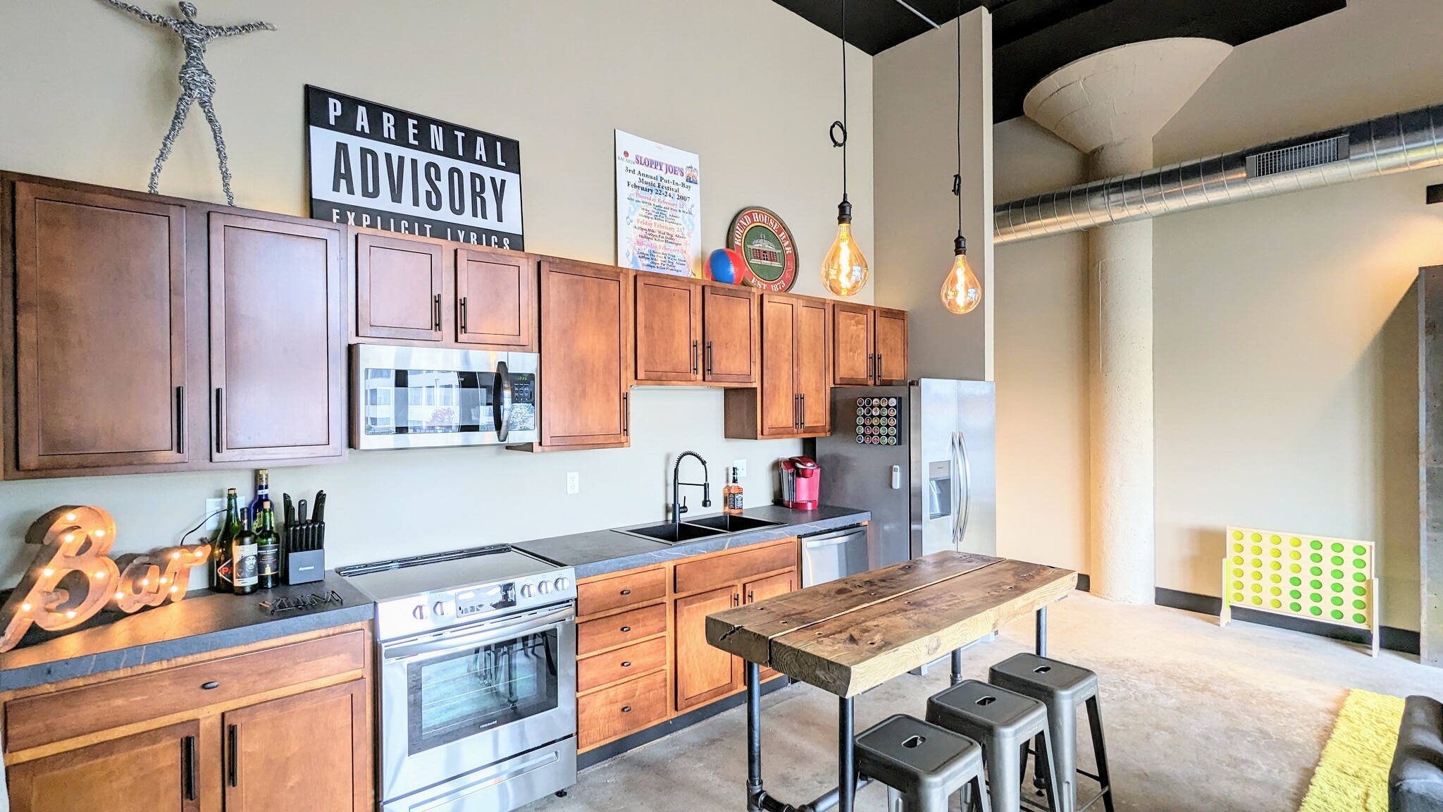 CONCRETE COUNTERTOPS - 401 W Shoreline Dr