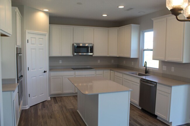 Building Photo - Coming Soon! Beautiful 4 BR in Brownsburg!