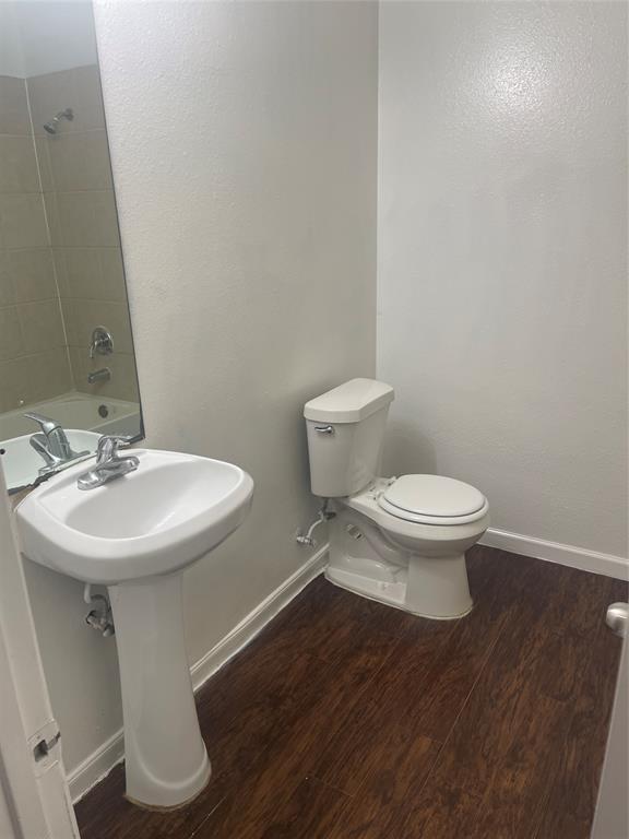 Building Photo - 6403 Waldron Dr