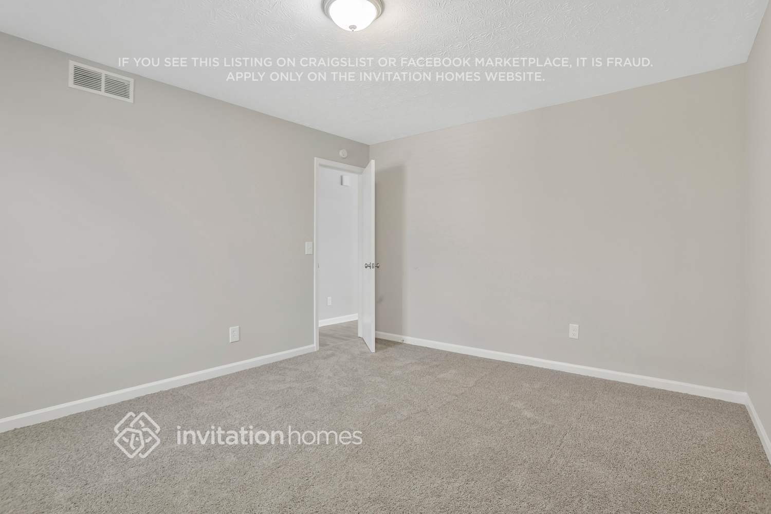 Building Photo - 3102 Carmel Dr