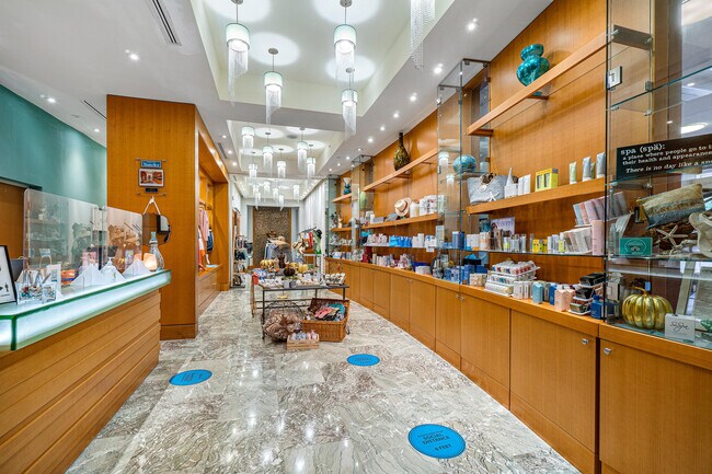 Building Photo - 3800 N Ocean Dr