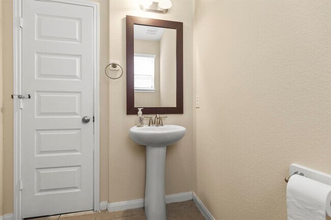 Building Photo - 5314 Belle Manor Ln