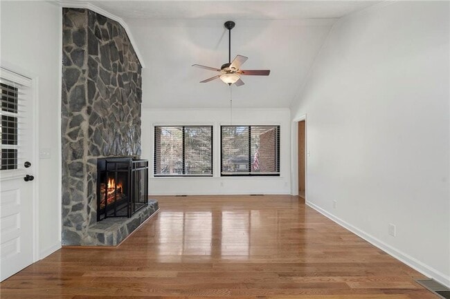 Building Photo - 3088 Majestic Cir