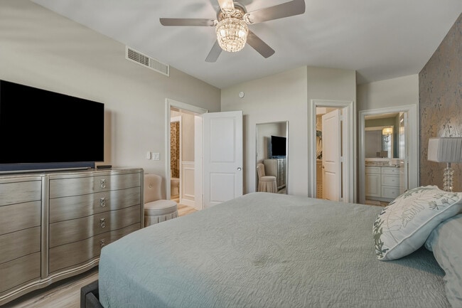Building Photo - 9900 S Ocean Dr