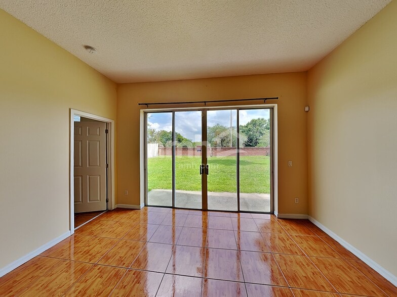 Building Photo - 1042 Raining Meadows Ln