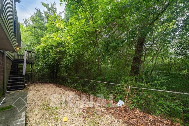 Building Photo - 3037 Apple Valley Ln