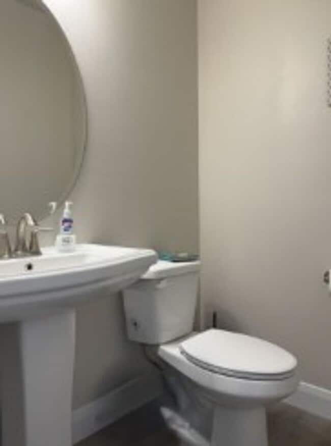 Building Photo - Beautiful 3 Bed/2.5 Bath Townhome For Rent!