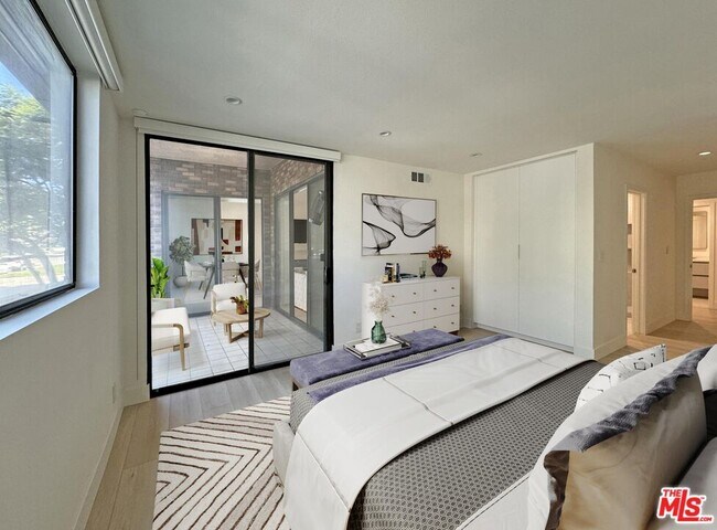 Building Photo - 1870 Veteran Ave