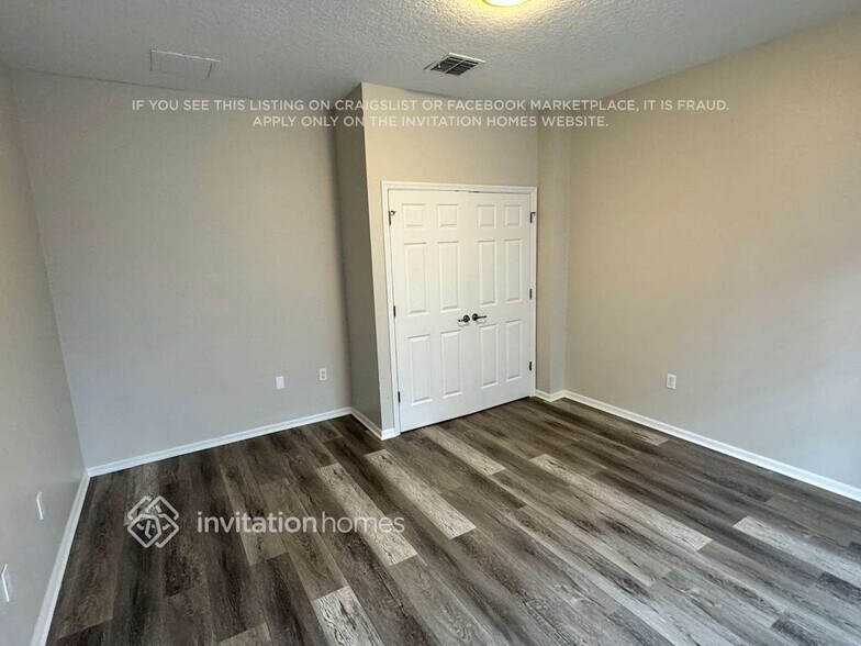 Building Photo - 305 Memphis Cir
