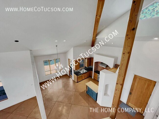 Building Photo - 12235 E Horsehead Rd