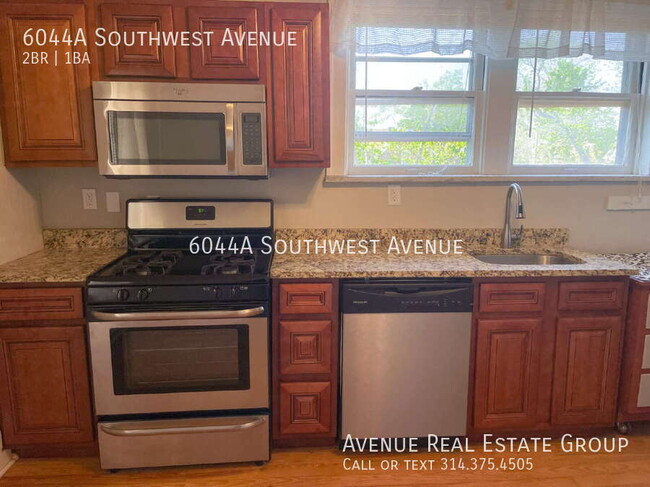 Building Photo - 6044 Southwest Ave