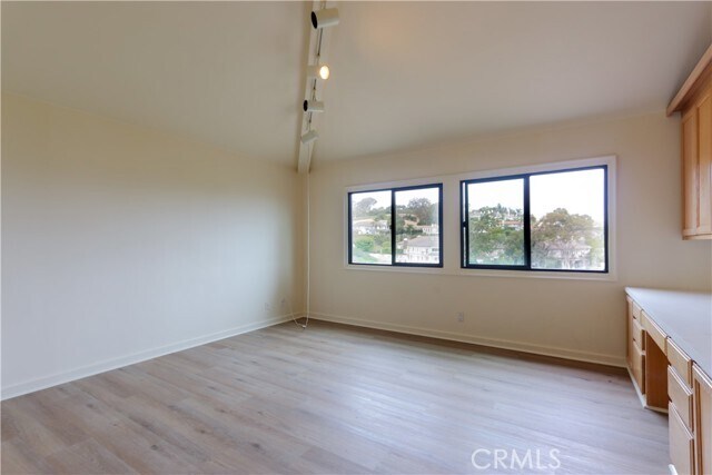 Building Photo - 11 Terraza